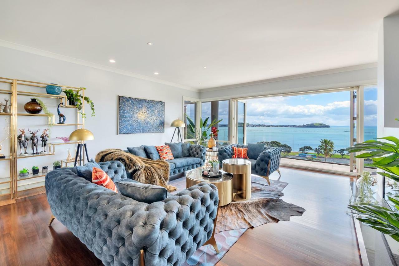 Orakei Grandeur Mansion With Sea Views & Pool Villa โอ๊คแลนด์ ภายนอก รูปภาพ